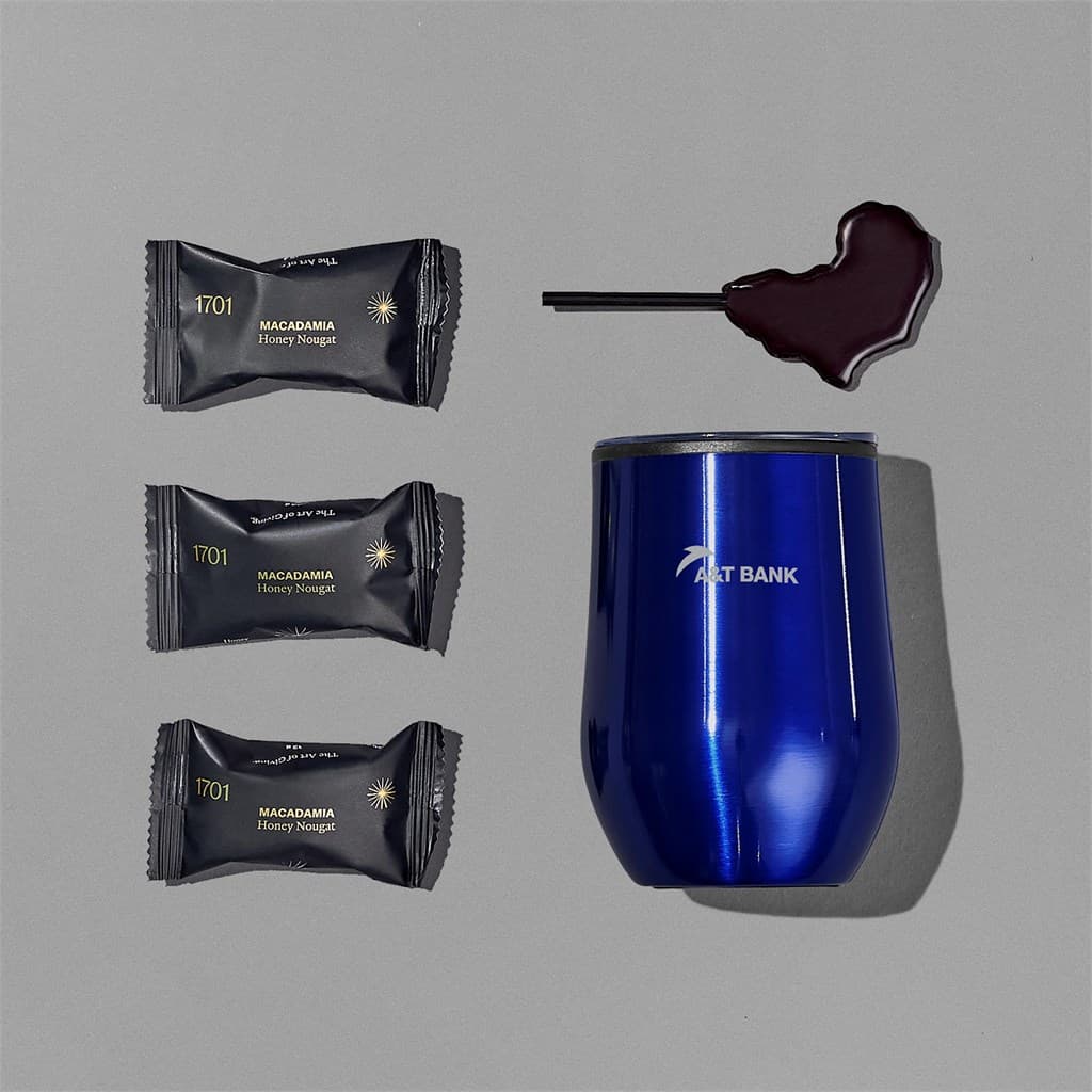 Yatta Snug Surprise Hamper thumbnail 9