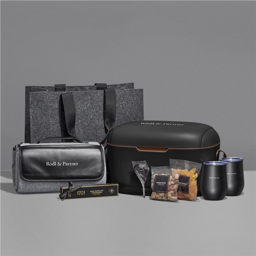 Yatta Lavish Leisure Hamper thumbnail 4