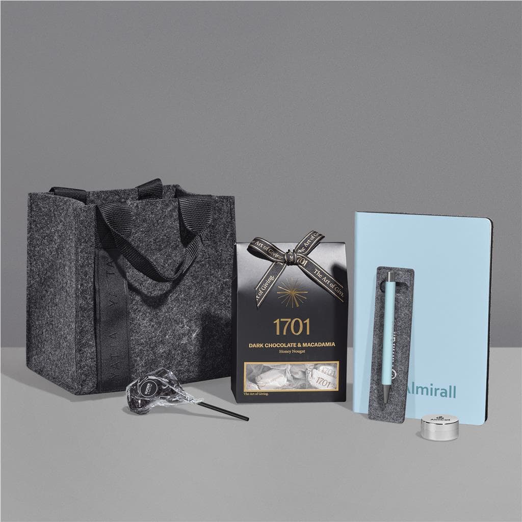 Yatta Pretty Possessions Hamper thumbnail 11