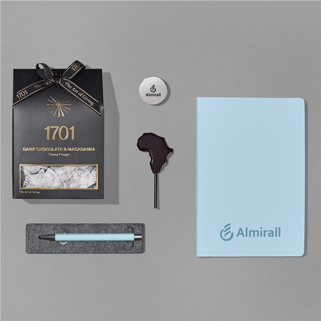 Yatta Pretty Possessions Hamper thumbnail 13