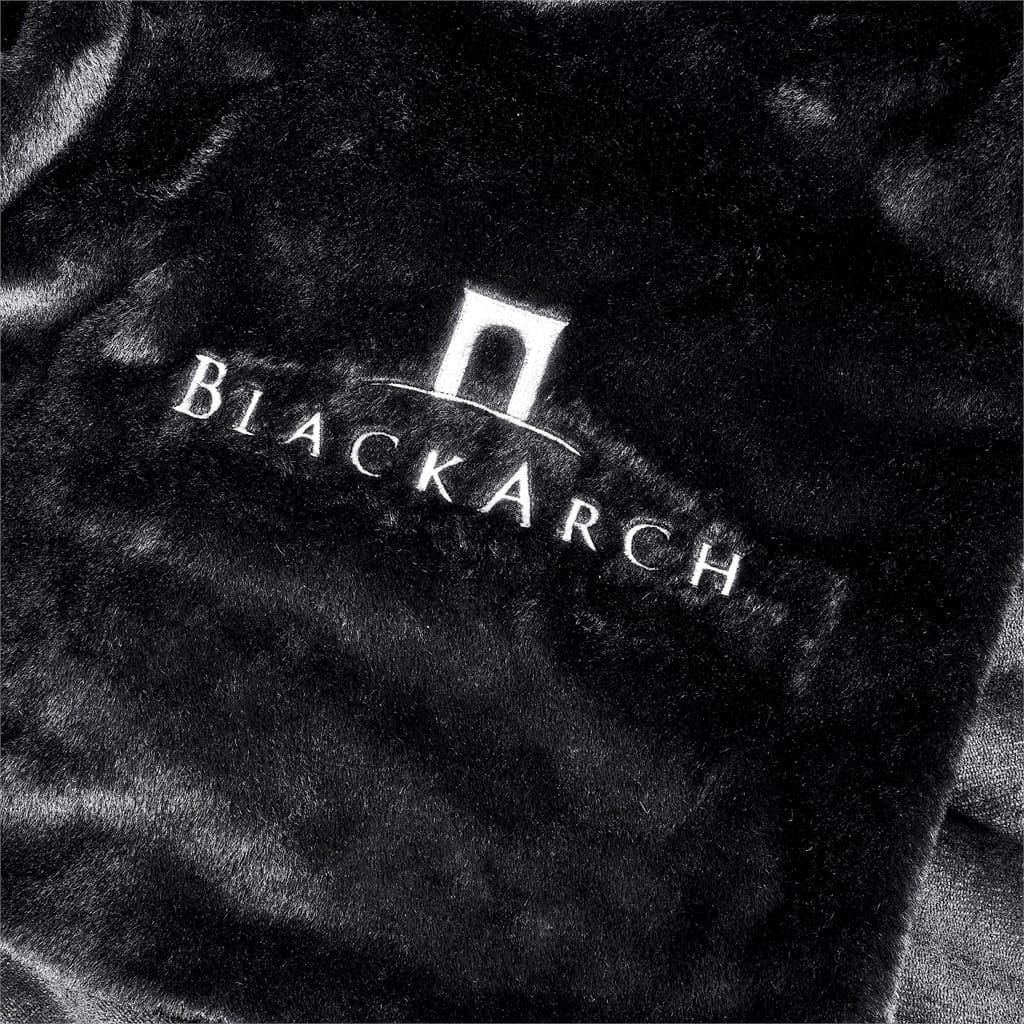 Alex Varga Palazzo Faux Fur Fleece Blanket thumbnail 6