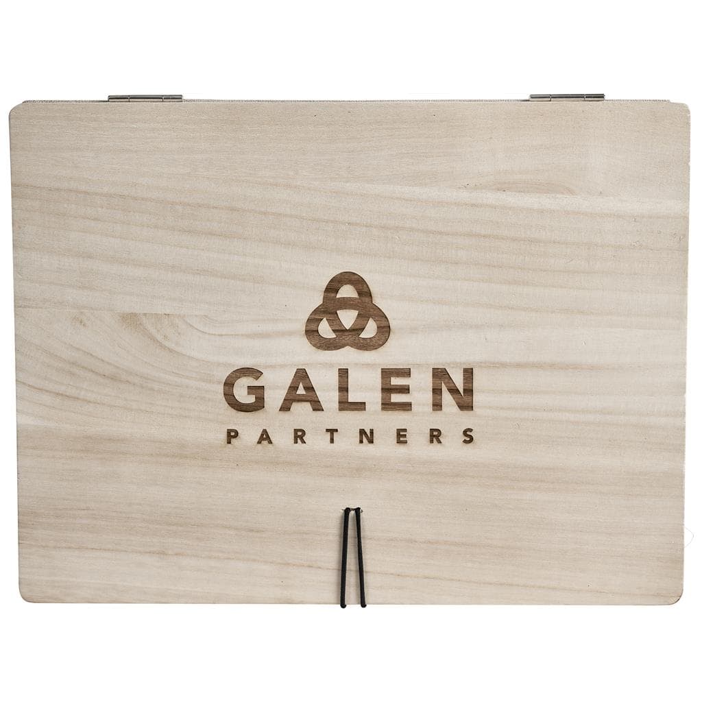 Serendipio Willow 4-Person Picnic Basket thumbnail 12